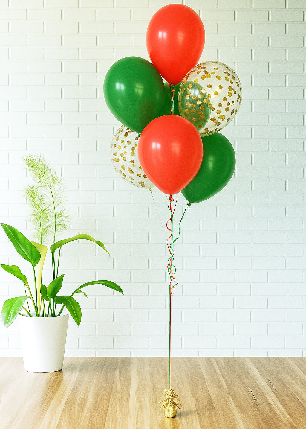Classic Christmas Balloon Bouquet – Red, Green & Gold Confetti Balloons with Gold Weight